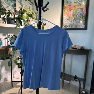 Timeless Tee Banana Republic short sleeve